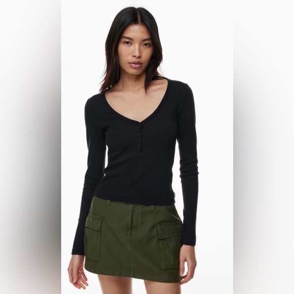Aritzia Tops - TNA Aritzia PINK HomeStretch Henley Waffle Knit Long Sleeve Crop Thermal Top Lrg